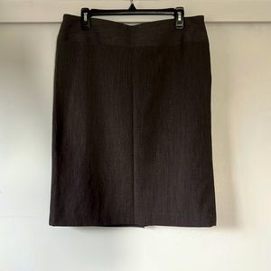 NWOT • Rafaella Lined Pencil Skirt in Charcoal Gray • Women’s Size